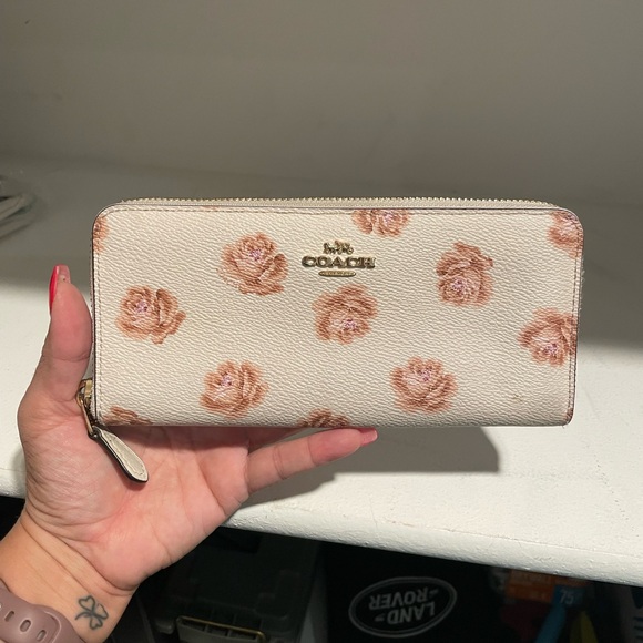 Coach Handbags - Coach Cream Floral Wallet